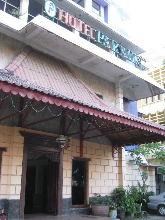Le Paradis Hotel Палембанг Екстериор снимка