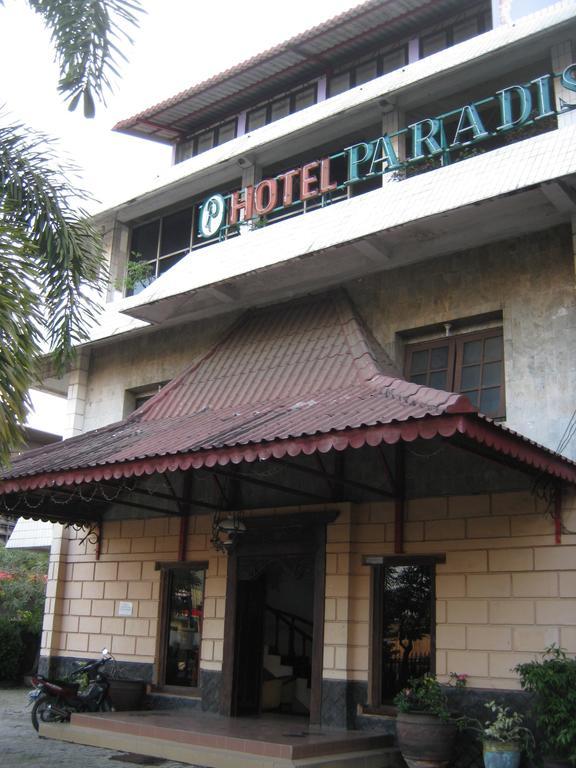 Le Paradis Hotel Палембанг Екстериор снимка