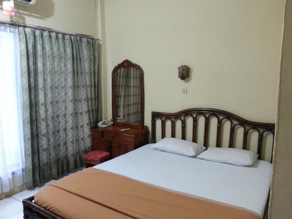Le Paradis Hotel Палембанг Екстериор снимка